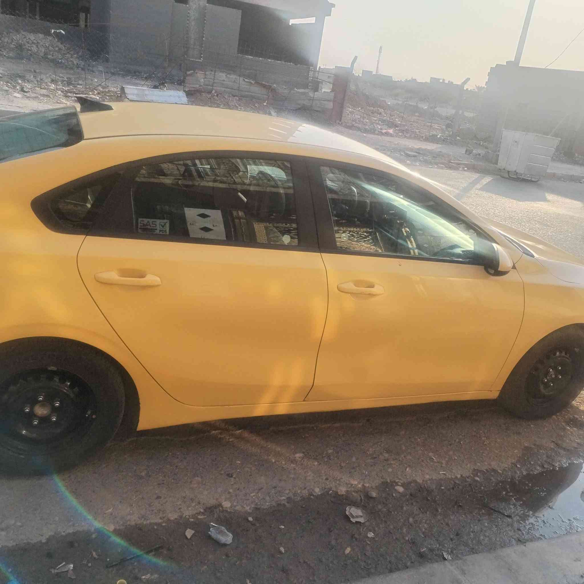 السلام عليكم كيا فورتي موديل 21
الحادث شامله وبني حداديه نص عمر
***********
