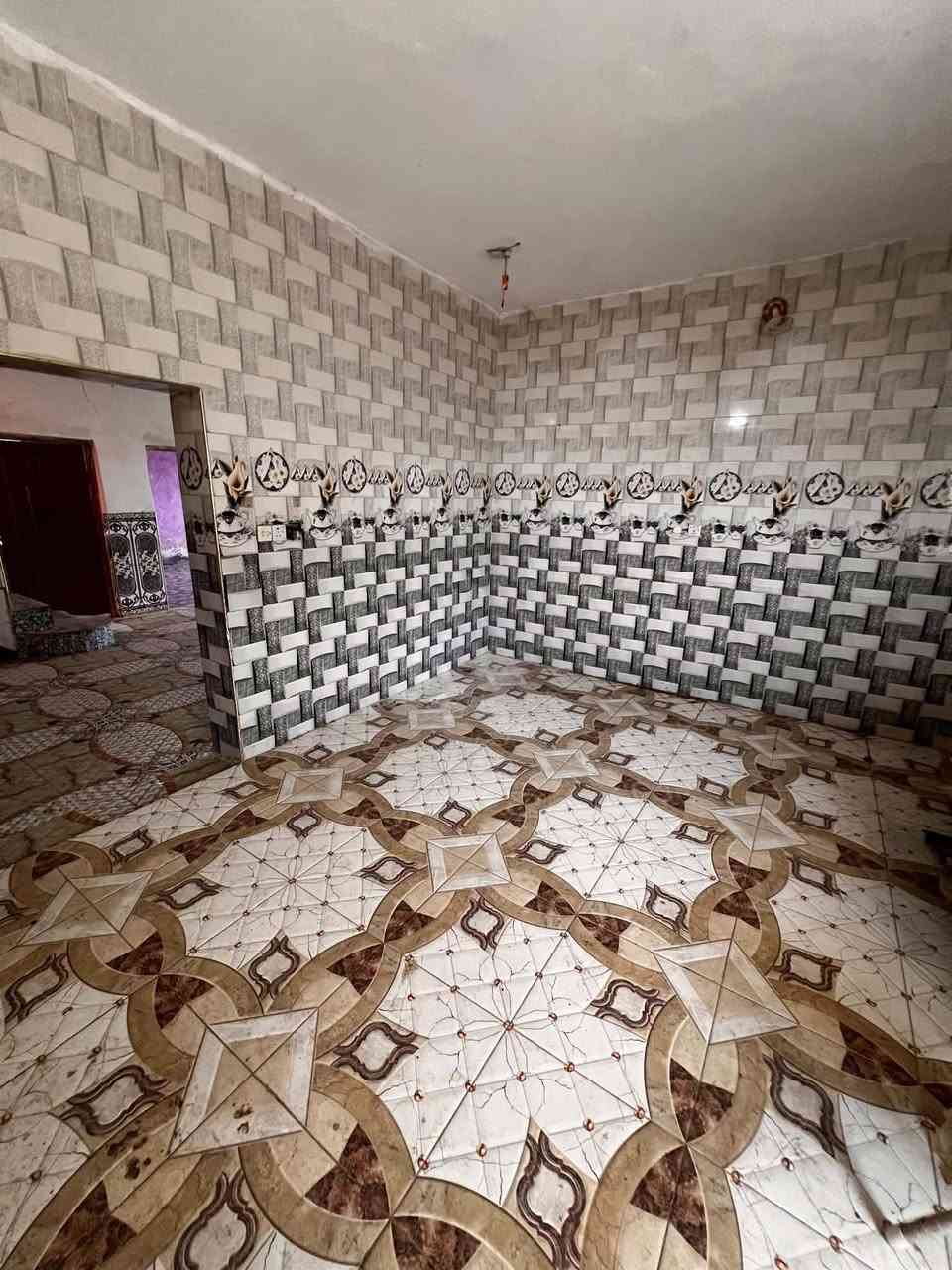 بيت للبيع • ٢٠٠م • ارض زراعيه ٦٠٠م