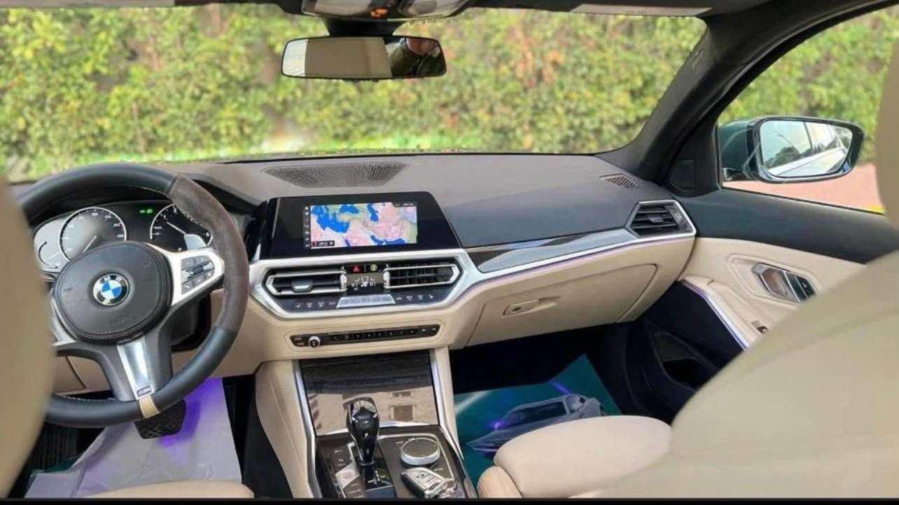 جاملغ صبغ وربع باب بدون دواخل رقم سليمانيه
سعر 210
***********
مكان اربيل

BMW 330i G20 موديل 2020 للبيع
BMW 330i G20 – موديل 2020
* حادث خفيف جداً
* فقط جاملغ تبديل وربع باب صبغ، بدون دواخل
* صور الحادث موجودة سونار
* السيارة كاملة من كلشي
* رقم سليمانية  
* السنوية و الهزه بعدهن ما ساقطات 
* السيارة باسمي
المواصفات:
* محرك 4 سلندر 2000cc TwinPower Turbo
* دفع خلفي
* دخول ذكي للأبواب الأربعة
* فتح وقفل تلقائي عند الاقتراب والابتعاد
* إنارة ترحيبية عند الاقتراب من السيارة
* بصمة تشغيل
* شاشة كبيرة
* فتحة سقف
* كاميرا خلفية
* كشنات تدفئة وتبريد و تحكم كامل كهرباء
* رادار 360 درجة
* حساسات 360 درجة
* مانع خروج عن المسار
* مانع تصادم
* 3 أنظمة قيادة: ECO PRO / COMFORT / SPORT
* تبريد ثلج
* كير ومكينة مكفولات، بدون فتح
* صدر كامل جديد
* داخلية كريمي
* لون مميز جداً
* ويل 20
* ممشى تقريباً 78 ألف ميل بغداد, العراق
