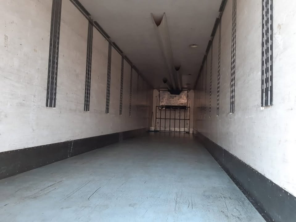 سلام عليكم
فولفو FH12   1994  رقم بغداد الجديد

مربوطه براد براده موجود تريد كامل تريد بس الراس

مجفت جديد بعده عل سحك

تايرات نص عمر

تخم چوبلس جديد 

تاروسه جديد 

سنكل امامي بلادي مكفوله من الفطر ولكسر

تبريد شغال

يرادلهه ترتيب  

السعر 240

مكانه ابوغريب الشيحه

***********

