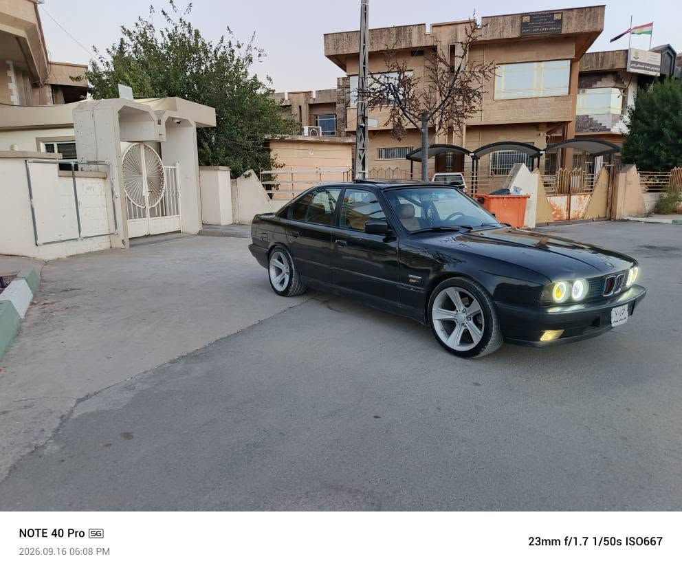 سەرەتابەناوی خوای گەورەومیهرەبان
ژ.م *********** ڤایبەروەتس ئاپ لەسەرکۆرەکە
شۆک شۆک ماشاڵای لێبێت بل پاکەتم هێناوە ماشاڵا لەخاوێنی ئەوسەیارەیە 
نمونەی جوانی بی ئێم مۆدێل1991ساغ موسوبراوەی بەشەرت سەیارەکەئارم بووەئارمەکەی ون بووەمن بەعلوج دەیفرۆشم مەکینە25تۆماتیک قەپات مواسەفات ئەشیای تەبریتی کامل پێوەیە گەرمی مەزبوت گێرومەکینەو ئەکسلی بەشەرتی فەحسی 10فیتەر گێرومەکینەو توندوتۆڵی بەشەرت چرکەی تێدانییە سەیارەکەتابڵێی توندوتۆڵەوبێ دەعم ولێدراوهیچ دەعم ولێدراوی نییە 4تایەی خاوێنی لەژێرە ویل کەپە
دەروناوی لۆکە قەترەخایسی نییە
 کامل گێچەکانی مەزبوتە تایەوویل وپاتری خاوێنە بەنزین زۆر کەم دەخوات لۆکەجام کارەباییەلایت زینۆن کامل گێچەکانی مەزبوتەبرێکی مەزوتەنوقسانی هەبوسەت دۆلاربشکێنە بێ نوخسانییە ناودەری لۆکە
شوێن رانییە
نرخی 28$ دخان, السليمانية

نص مكتوب في الصور:
- NOTE 40 Pro 5G 2026.09.16 06:08 PM 23mm f/1.7 1/50s ISO733
- NOTE 40 Pro 5G 2026.09.16 06:08 PM 23mm f/1.7 1/50s ISO667
- NOTE 40 Pro 5G 2026.09.16 06:09 PM 23mm f/1.7 1/50s ISO767
- NOTE 40 Pro 5G 2026.09.16 06:09 PM 23mm f/1.7 1/100s ISO467
- NOTE 40 Pro SG
- 2026.09.16 06:09 PM
- 23mm f/1.7 1/50s ISO409
- NOTE 40 Pro 5G
- 2026.09.16 06:12 PM
- 23mm f/1.7 1/33s ISO2333
- NOTE 40 Pro 5G 2026.09.16 06:12 PM 23mm f/1.7 1/33s ISO2223
- NOTE 40 Pro 5G 2026.09.16 06:10 PM 23mm f/1.7 1/33s ISO2953
- 2026.09.16 06:13 PM
- 23mm f/1.7 1/50s ISO1273