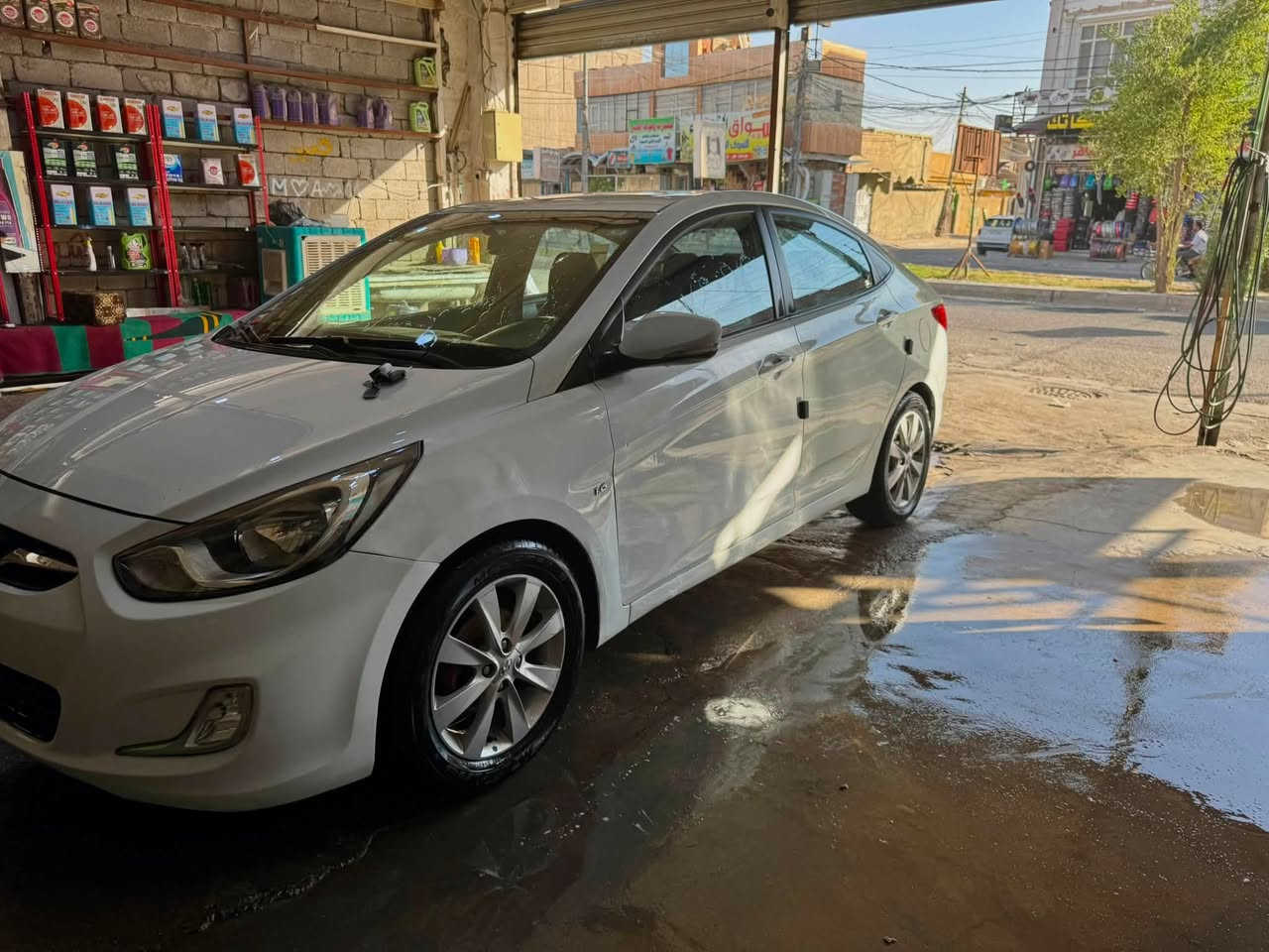 🚗 للبيع – هيونداي أكسنت 2011
خليجي 

محرك 1600 سي سي المرغوب

فول مواصفات (عدة البصمه )

سونار (مرفق في الصور)

سياره نظيفة وجديدة من الداخل والخارج

التبريد ثلج رقم انكليزي بأسمي مكاني كربلاء  

السعر:85 (قابل للتفاوض)

***********
