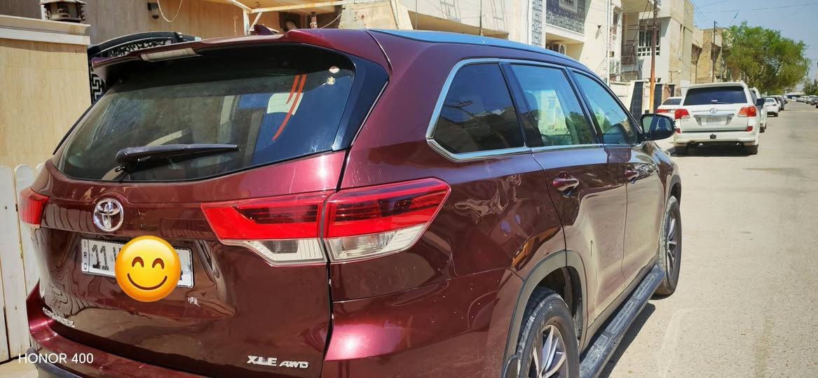 سلام عليكم
هايلاندر ١٩
XLS فول مواصفات 
محرك ٦/٣.٥سلندر
المواصفات:
الكشنات جلد مع تدفئة كشنات أمامية
 وتحكم كهربائي
٧ راكب سياحي منفصل
​ستائر جانبية بلاد للشبابيك الخلفية 
فتحه سقف
نظام بصمة دخول ذكي على الأبواب 
صندوق خلفي كهربائي
تبريد ٣ قطع
تنبيه حركة المرور الخلفية
مراقبة النقطة العمياء
نظام المحافظة على المسار
مثبت سرعة راداري
رادار أمامي مع نظام ما قبل الاصطدام
حساسات جانبيه 
قطعتين صبغ
ماشيه ٧٣ الف ميل
مكان بغداد الكاظميه
***********)
