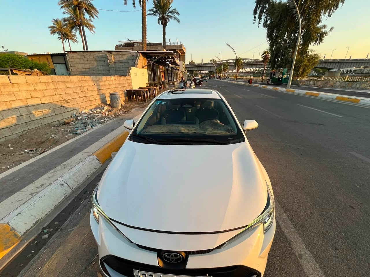 كورلا هايبرد كلين جديده كلين من الشخط ورصعه  ماشي 28  الف جديده سياره على وضعيت الشركه  السعر 148 العنوان ديالى بعقوبه الرقم ***********
