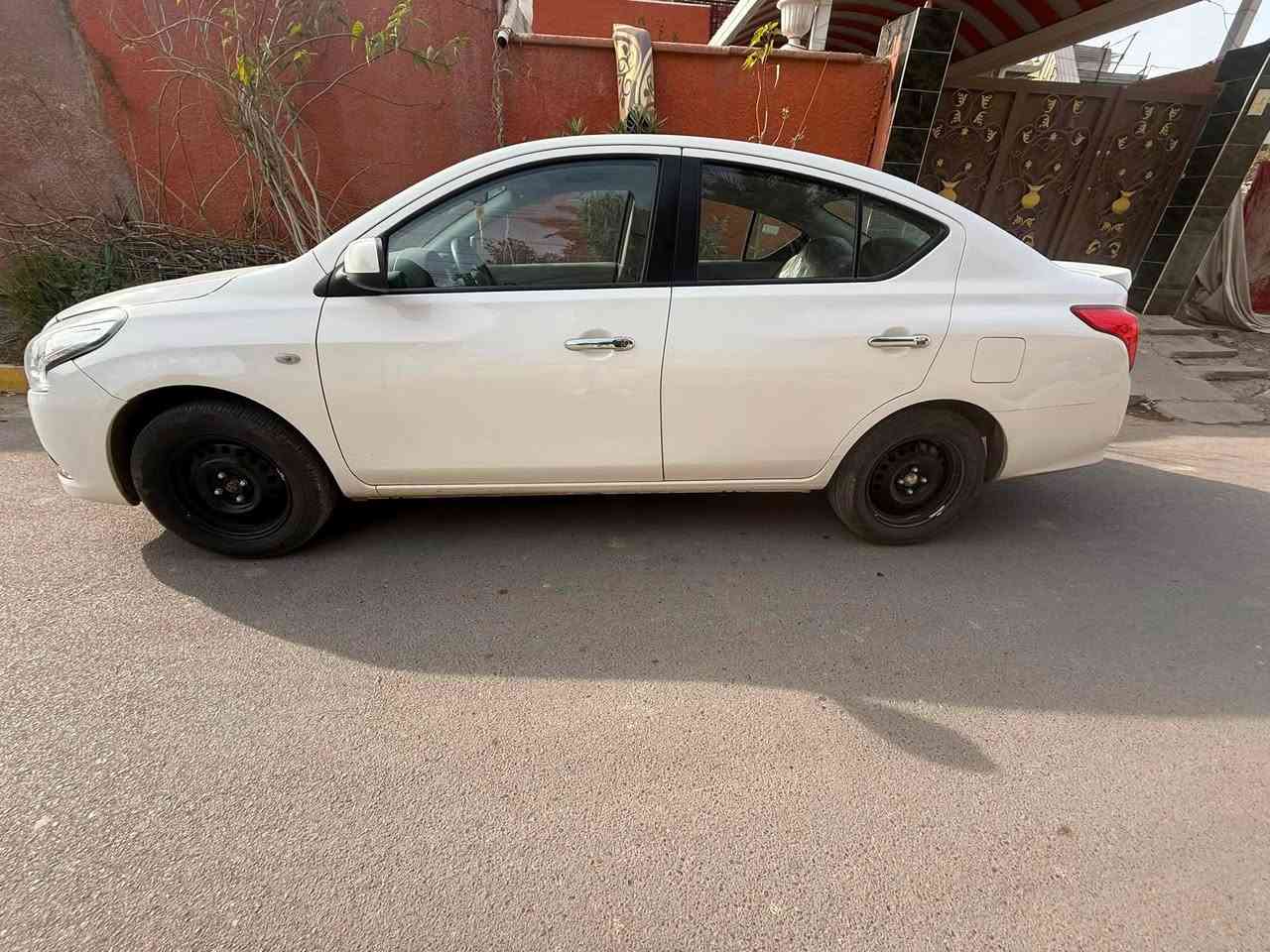 صني هندي • ٢٠٢٤ • ٤٨٠٠٠
