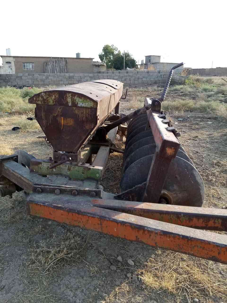 دسك 9 فصال ذنون للبيع التواصل مع صاحب الرقم ***********
