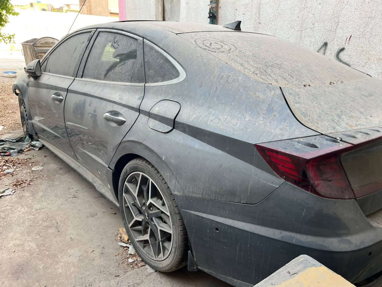 يا الله
هونداي سوناتا إن لاين موديل 22 حادثه حريق ومشتغلين بيها الى هذا الحد واكو غراض مشتريهن وما شادهن سعرها 70. $ 

بدون رقم 

 مكانها بغداد مدينة الصدر 

اتصال ☎️ ***********
