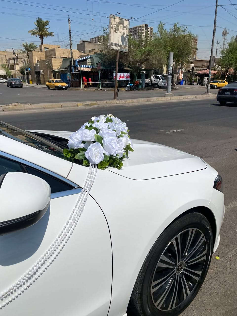 لأن ليلة العمر ماتتكرر••تميز بأفخم #تزين_سيارات، متواجدين طيلة ايام الاسبوع لتثبيت حجوزاتكم🗓 
ارقى الورود ( استيرادنا الخاص) وأفخم التصاميم حسب طلب الزبون، لانتعامل مع التيب والشد حرصاً على نظافة العمل ضمان كامل عدم الحك او الضرر ( لانستخدم المواد لضاره) 
شنو رأيكم بهذا الديزاين؟ شاركونا رأيكم بالتعليقات 👇🏻
للحجز والاستفسار ***********☎️
العنوان البياع مقابيل المعارض مجاور شارع 13
#تزين_سيارات #تزين_سيارات_اعراس #تجهيز_اعراس #البياع #بغداد
