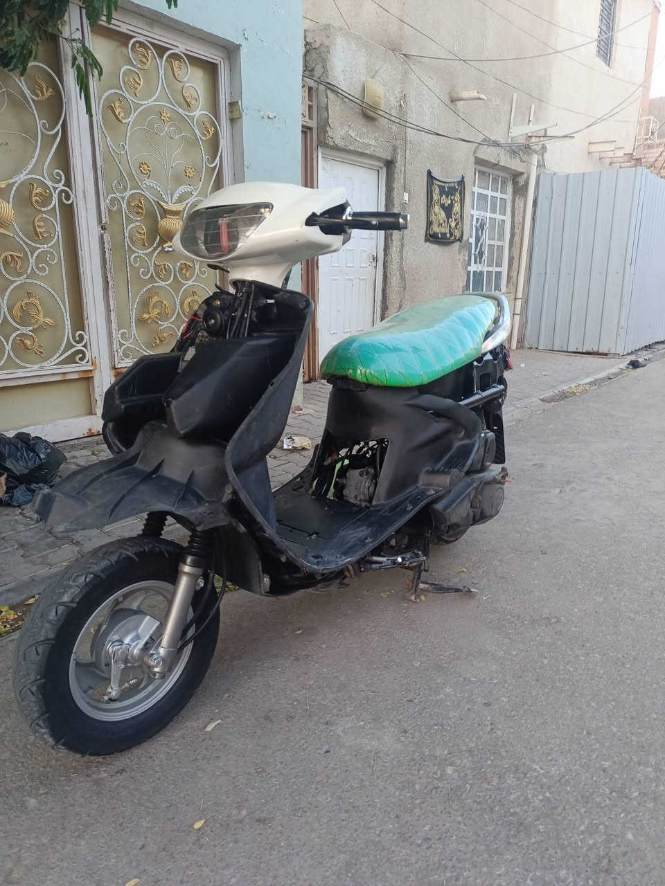 السلام عليكم دراجه فراشه للبيع اول مره تجفت مكينه شرط نعومه ..مكان نجف ميلاد..   ***********
السلام عليكم دراجه فراشه للبيع اول مره تجفت مكينه شرط نعومه ..مكان نجف ميلاد..   ***********
..السعر400,,,وبيه مجال
1...تايرات جدد
2...كهربائيات كله شغاله
3..لا تنقيص ولا تبخير
4..لايت  زنون
5..جك صفح تزويد
6..اشاير دبل يشتغلن
7..نشره خلفيه عل سكن تشتغل
8..نشره مخفيه عل ناصي 
....
النقص فقط باتري جيب وياك باتري وتعال وجيب وياك مصلح هم خل يفحص ...
ملاحضه..بدون كفرات
