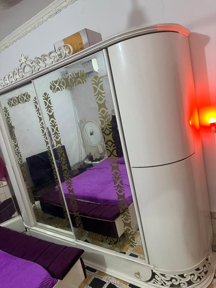 غرفه نوم نضيفه لبيع. ؛
ستفسار ***********
