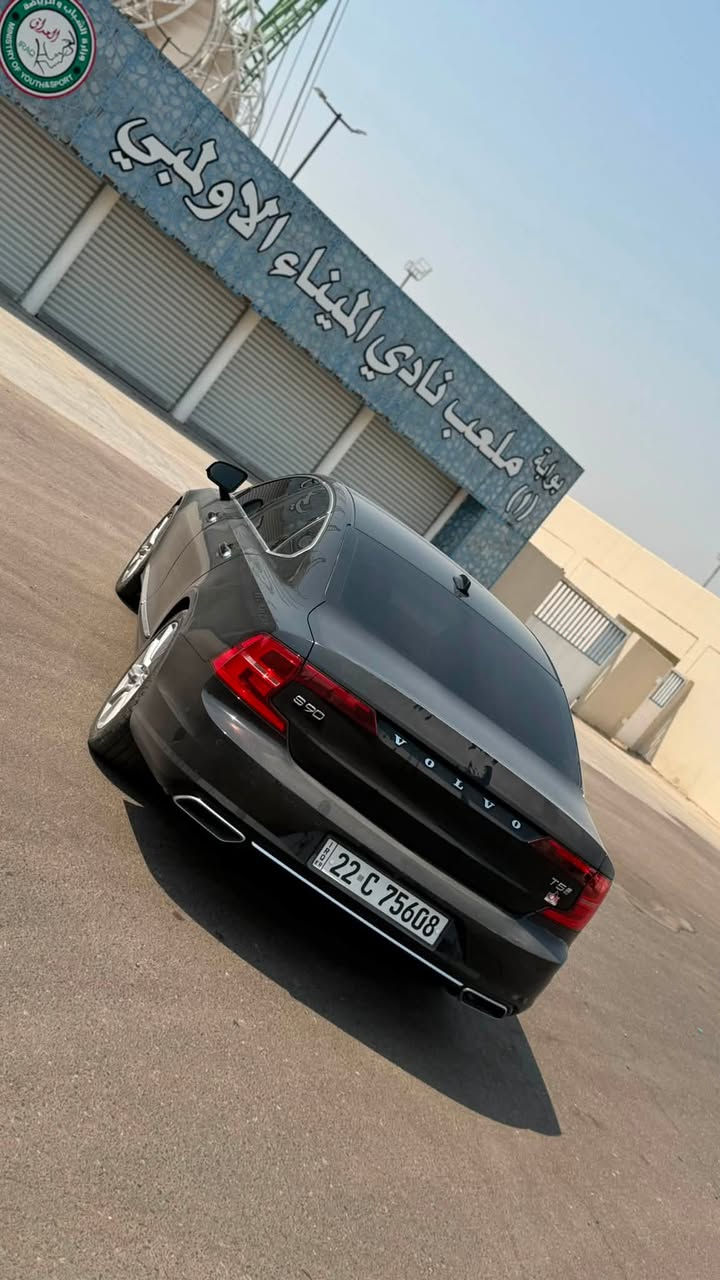 السلام عليكم فولفو S90 T5 2018
اربيل بأسمي تحويل ثاني يوم مع اجازة تضليل 80‎%‎ سنوية جديدة هزة جديدة قبل 3ايام حولتها بأسمي السيارة مواصفات VIP ملكية فول للاخير جاهزة السيارة بدون اي نقص السعر 160$ مكاني البصرة ***********
