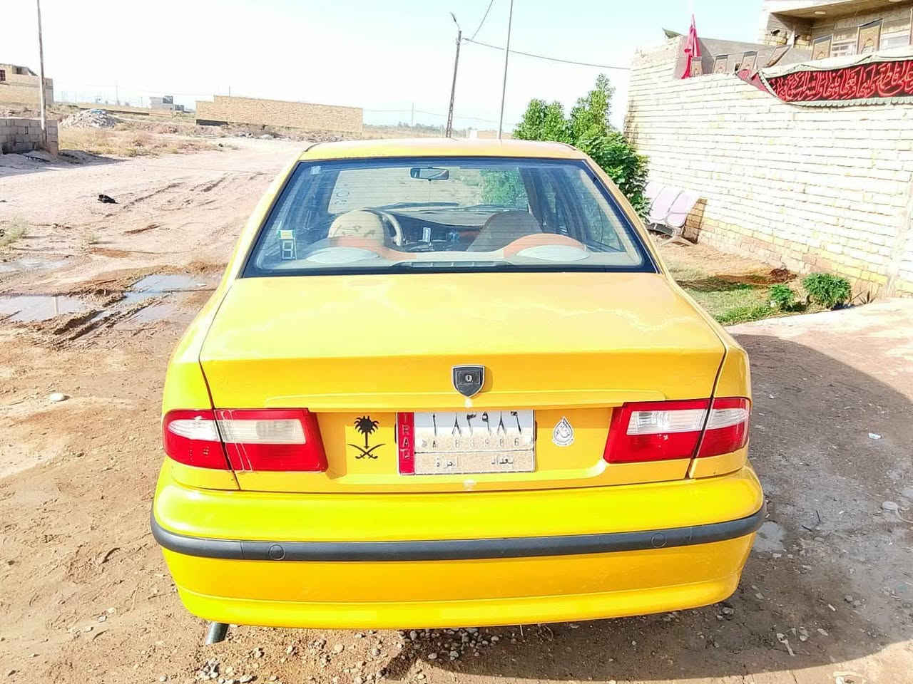 للبيع  سمند  موديل 2011   غاز بانزين رقم بغداد تحويل ثاني يوم فقط تبريد عاطل.  بنيد مبدل  للجماليه.. السعر  28 . المكان بالكوت. للاتصال بالرقم ***********
