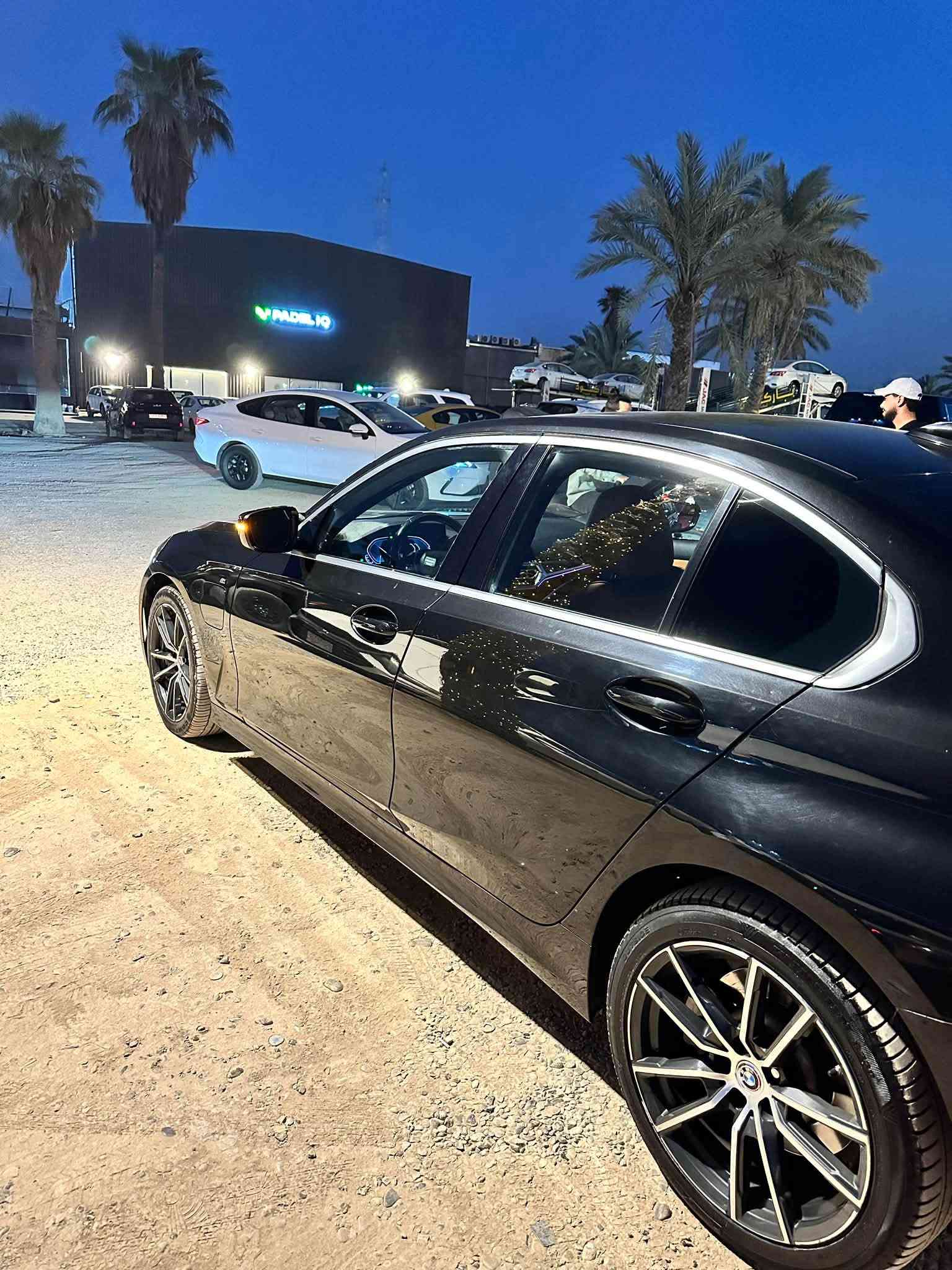 BMW e330 2021
لون اسود بغداد بأسمي 
1/1 فول للاخير
فتحة سقف
رادارات امامي خلفي جانبي
اوتو هولد
تحديد و المحافظه على المسار
مثبت سرعه
انظمة قياده SPROT/SPORT+/ELECTRIC/ADAPTIVE
اوتو ستارت/ستوب 
اوتو بارك اصطفاف ذاتي
تدفئة كشنات اماميه 
درگه هيتر 
تحكم تبريد خلفي منفصل
اضائه داخليه امبينت لايت
اناره بيدات الابواب خارجيه مع ترحيب اضائه على الارض ايضًا
و باقي المواصفات المعروفه
رقمها حلو و بغداد 
اي ضربه مابيها ضررها غرق بسيط للدوسه ووصلت تعمل وتسير كل كهربائياتها شغاله اي شي ممبدل بيها كل العقول مكفوله اي مسج ممشتغل بيها كلشي مابيها نقص 
مكانها بغداد زيونه 
السعر 22000 وبيها مجال 
***********
