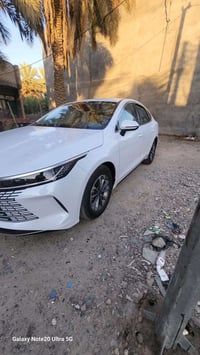 بي واي دي دستوير موديل  2025 ماشيه حاليا   ماشيه حاليا 1500 بعدها وكال...