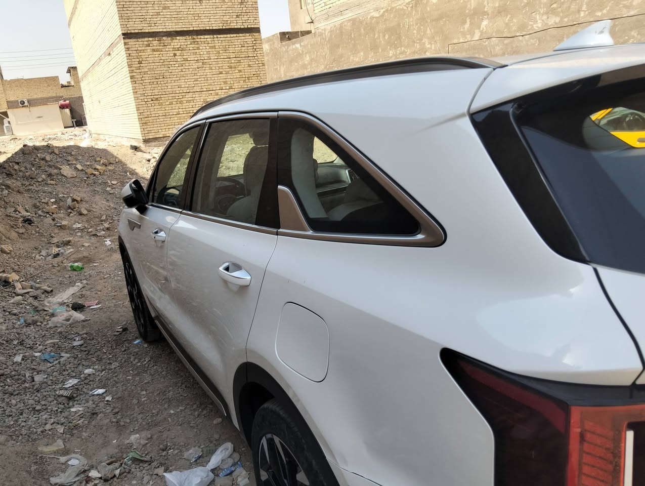السلام عليكم كيا سورينتو موديل 24 ماشي 27 سياره جديده معنى الكلام عدى رصعه صغيره يم قبق البنزين بانوراما 6 سلندر كير ماوس سبعه راكب ويل 20 داتا شو بردات خلفيه كشنات الاماميه كهرباء صندوق كهرباء سعر 290 وبيها مجال رقم التلفون ***********
