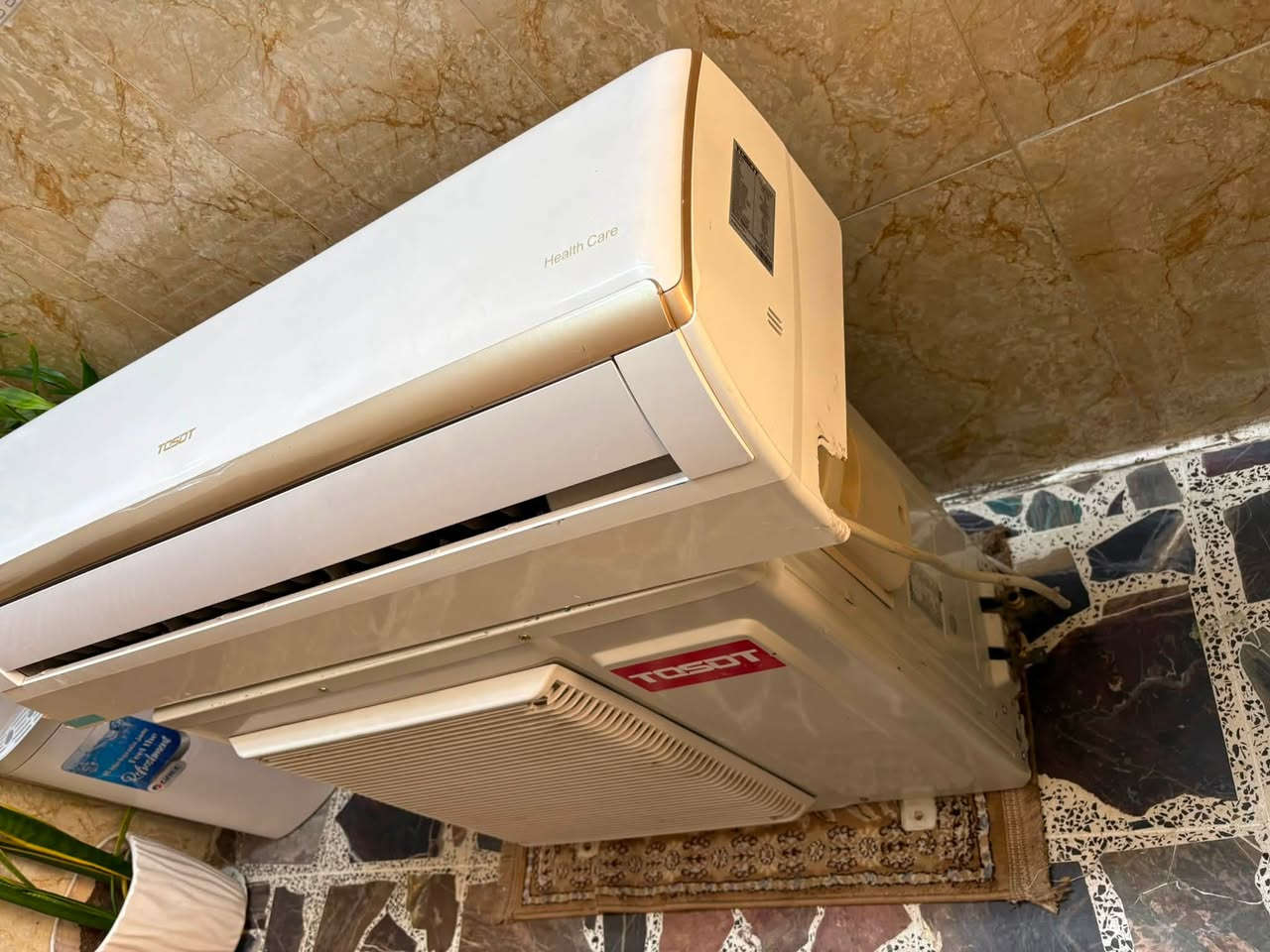 سلام عليكم
سبلت توسوت ٢ طن عادي
حاربارد غازه بي مقفول  R-22
كامل مع ملحقاته والبوري
بلادي ممصلح نظيف
ظمان   10  أيام
السعر  ٤٢٥ الف
بغداد حي الجامعه
***********
