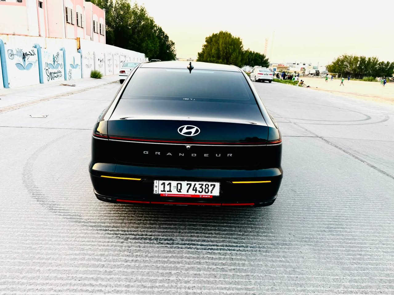 ازيره موديل23
سياره ع وضع الشركه فقط ثلث قطع تبديل بدون صبغ

رقم بغداد مداور ثانيوم

بانزين هايبرد

مكينه وكير وحداده وتبريد وكشر ودواخل زيرو

مواصفات فول الفول عده الفتحه

مواصفات عالميه غرفه في اي بي

مكان النجف بيع أو مراوس

السعر١٩٥

مواصفات ماحجي بيه معروفه

 سونار مرفق

***********
