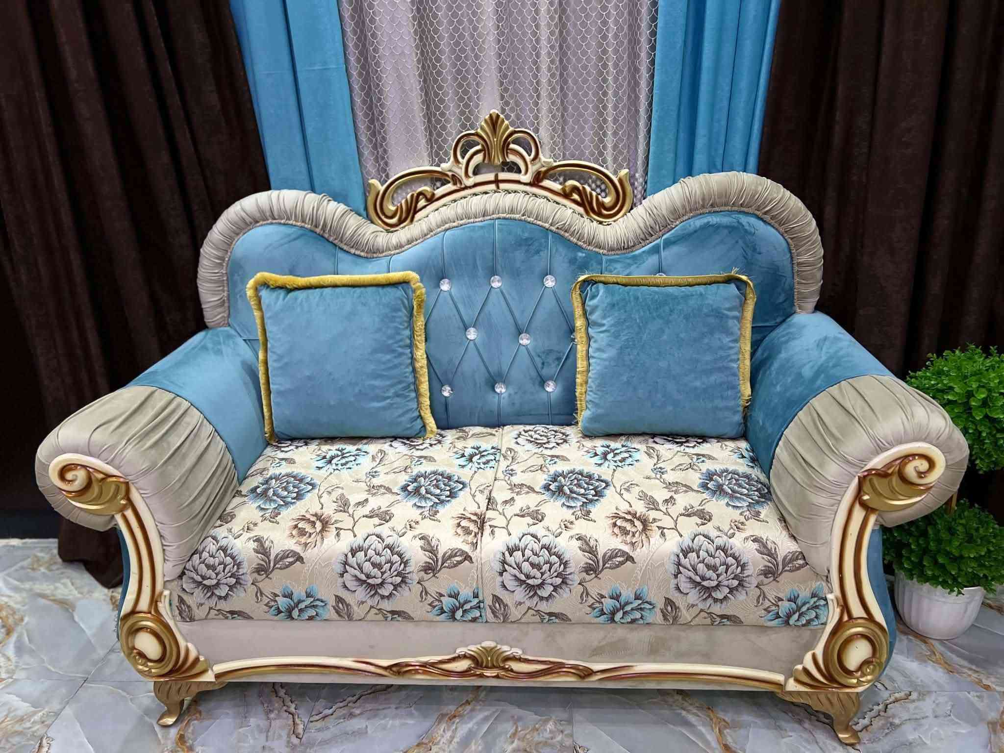 سلام عليكم عندي هذا التخم للبيع بعده جديد بلجيس مامستخدم هوايه شي بسيط  سعره ٩٠٠ الف بي مجال بسيط للاتصال ***********

