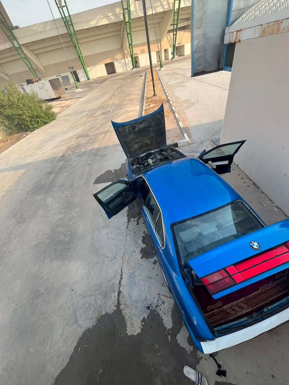 السلام عليكم بي ام 535 كير وتو. مكينه توني شادها كير نعمه من الله  السياره جديده كلش حداديه جديده 
مابيها تبريد من بلادها غرفه جديده تحويل ثاني يوم  تخم تاير جديد  كهرباء ⚡️ كلها شغاله من الدعاميه للدعاميه  مكفوله من الضربه 
#المكان_ذي_قار_الجبايش  السعر 55 وبيها مجال 
 *********** 
*********** واتساب
