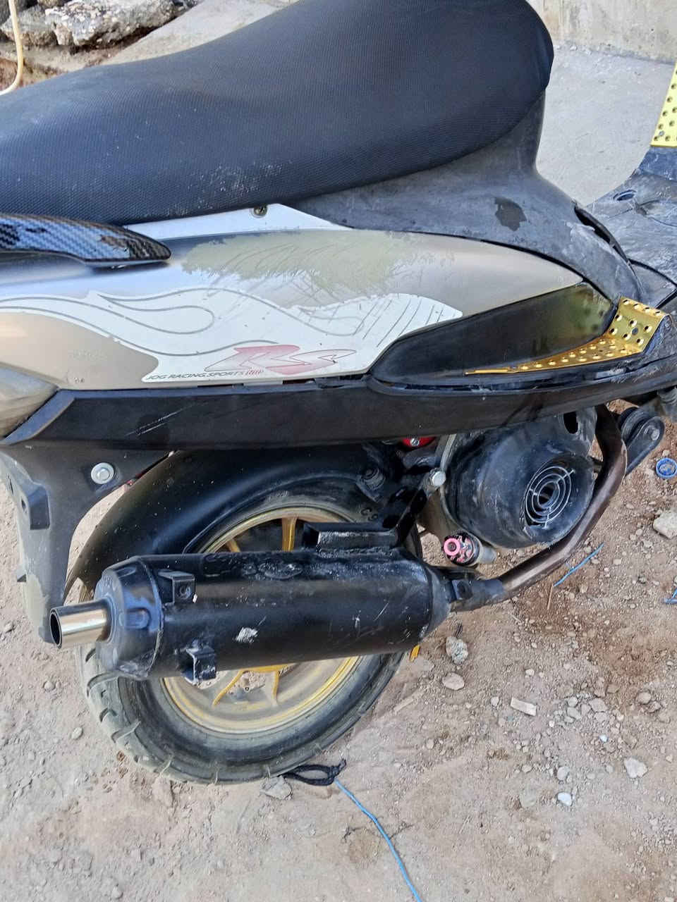 سلام عليكم دراجه ماكس مزوده للبيع كفرات بلادي مفتوح مره 
كلجات 

قطره

وياله

دبل

يدانت بريك
شراي يتصل سعر ٥٩٠قفل قفل مو شراي لا يتصل مكان كربلاء الرقم ***********
