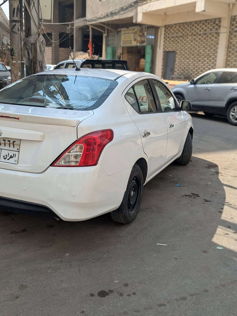 نيسان صني هندي بليتة زرقاء كفالة عامة عدة طخة بقبق جنطة سيارة نظيفة وماشية 146 حدادية جديدة تخم تاير باتري كير محرك وضع الشركة النجف الأشرف مجمع الاميرات الثاني تواصل خاص او اتصال ***********  بسم شركة تحويل وكالة موجود ورخيص السعر 93
