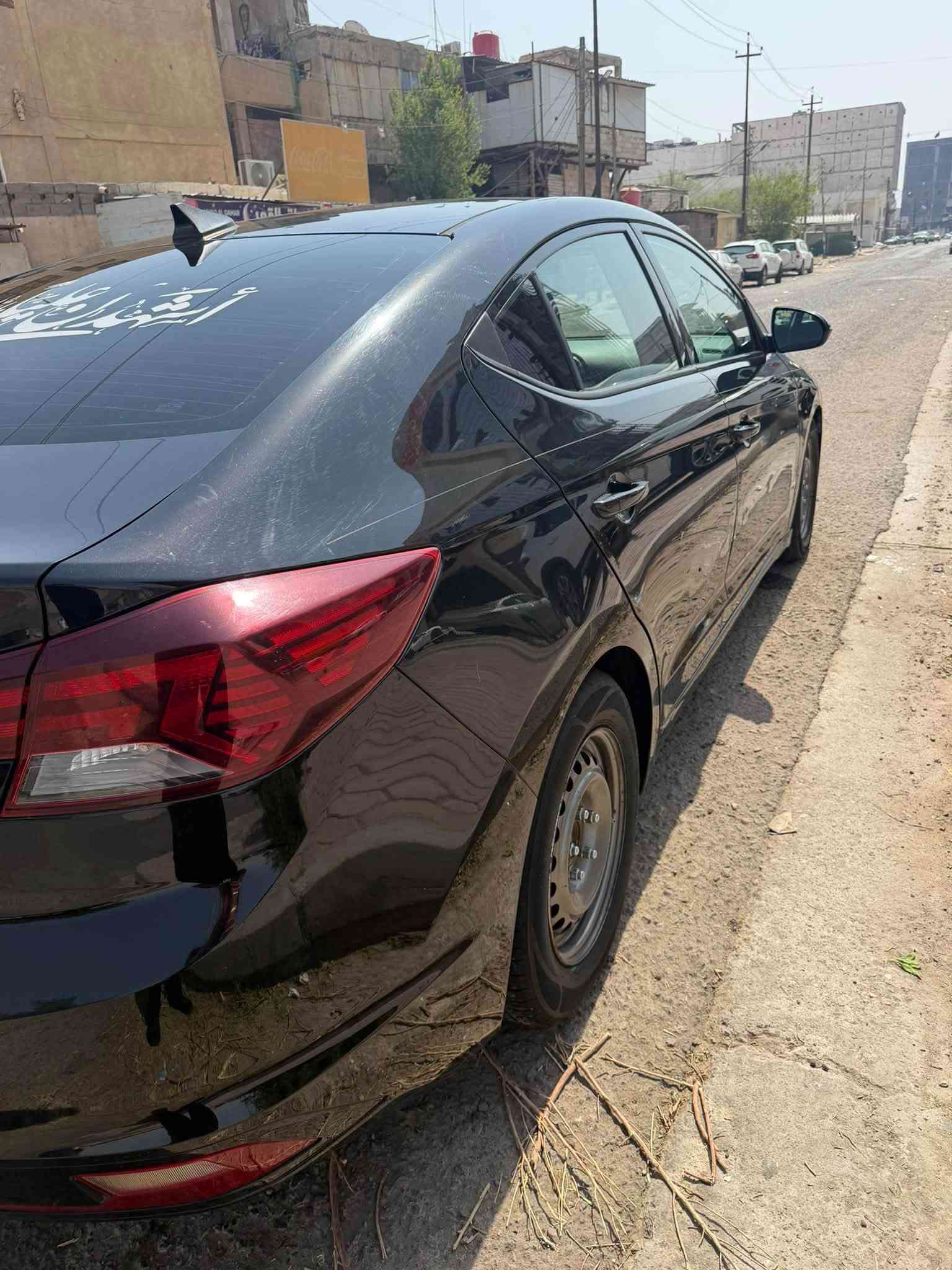 النترا مديل 2019 لمتد فول مواصفات وارد أمريكي داخلة تقرير مادخللهه قطرة ماي محرك 2000 دوش گير at المرغوب دواخل اسود گير مكينة تبريد فول جاهزه من كلشي رقم بصرة حرة انگليزي راعيهه يريد تحويل بيهه ضربه بسيطة بارد هنا بالعراق موضحه بالصور وبيهه باب مبدل نفس اللون طبق الأصل خلف السائق 
السعر 125

***********
مكاني البصرة أبي الخصيب
