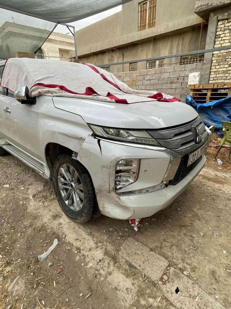 السلام عليكم اخوان
الله يجفيكم الشر السياره تعرضت الحادث وابيع ع الحطه 
السعر الي يحط الله بين عيونه ويقدر الحال بالعافيه عليه الي يكسر بيهه ليدخلي 
موديل 2020 سبورت 
مكفوله سابقا 
ماشيه 50 
باسمي السياره 
الي بيهه كلهن يرجعن ع بارد دواخل كير مكينه ايرباك كله مكفول بس طخطخات كما موضح 
مكاني بغداد 
رقمي *********** بغداد, العراق
