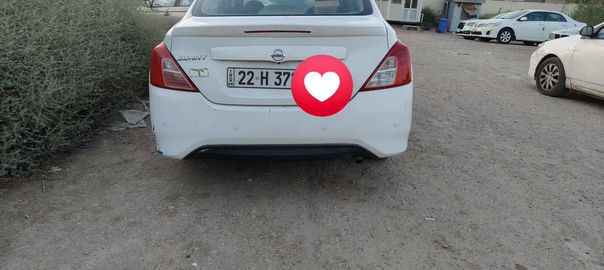السلام عليكم 
نيسان سني هندي 2018 اربيل سنوية 2027 باسمي 
باب خلفي + جاملغ (صبغ ) 
شبر بارد جاملغ امامي 
صبغ دعاميات 
شاشة لكزز _ منظومة زينون _ صدر جديد اصلي _ باتري اصلي جديد مال سني 26 
السيارة جاهزة ومناقصها شي 
عداد المسافة 220 Km
السعر 87  
هاتف *********** 
الموقع بغداد/ الكرخ
