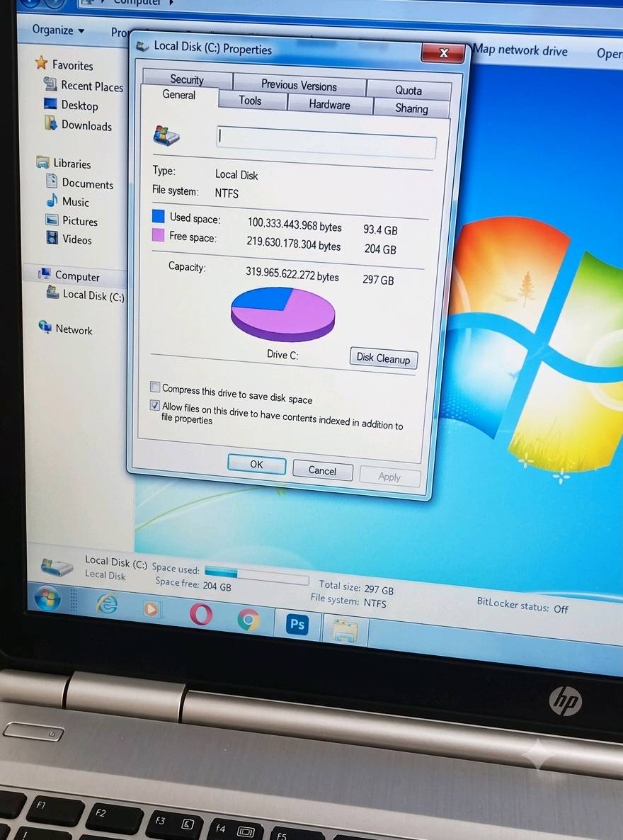 لابتوب HP EliteBook نظيف جداً وخامة معدنية قوية (للبيع)
​📜 تفاصيل الإعلان:
​للبيع لابتوب HP EliteBook الأصلية (فئة الأعمال القوية والمتينة)، نظيفة جداً وممتازة للاستخدام اليومي، الدراسة، التصفح، وبرامج التصميم والمونتاج الخفيف.
​⚡ المواصفات الفنية الكاملة:
​الماركة والنوع: HP EliteBook (جسم معدني متين يتحمل العمل والتنقل)
​المعالج (Processor): Intel Core i5-2520M بسرعة 2.50GHz (يصل إلى 3.20GHz مع التربو)
​الذاكرة العشوائية (RAM): 4 GB
​نظام التشغيل: Windows 7 Ultimate (64-bit) خفيف وسلس جداً على الجهاز
​سعة التخزين (الهارد): 320 GB (المساحة الفارغة المتاحة أكثر من 204 GB)
​الشاشة: دقة عالية وألوان صافية وممتازة للعرض.
​🌟 المميزات حالة الجهاز:
​أداء مستقر وسريع: خفيف جداً وما بيه أي تعليق مع البرامج الأساسية والدراسية.
​البطارية شغالة 100%: الجهاز يحفظ شحن وتگدر تشتغل عليه وتتحرك بيه بدون واير.
​النظافة: البدن والخامة المعدنية الشاشة بحالة ممتازة ونظيفة.
​🔋 ملاحظة الملحقات وطريقة التشغيل:
​البيع يشمل الجهاز والبطارية فقط (بدون شاحنة).
​طريقة التشغيل: تحتاج تخلي الشاحنة بضعة ثواني بس بالبداية حتى يقلع الجهاز، وبعدها تشلع الشاحنة وتستعمله على البطارية طبيعي جداً بدون أي مشكلة.
​💰 السعر: 195,000 دينار عراقي (وبيها مجال بسيط للبايع والشراي)
​📍 المكان: بغداد - مدينة الصدر
📞 للتواصل: *********** (متواجد اتصال هاتفي + واتساب) أو مراوس ب12 أو13 برو ماكس 