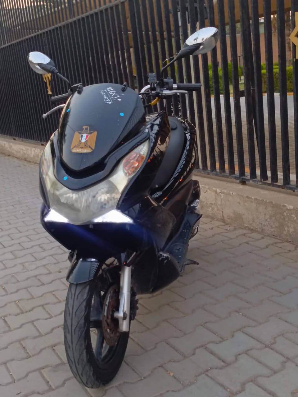 سلام عليكم PCX رمبه ياباني jf مكينه بلادي ممفتوحه شرط علفحص ناعمه حيل استان حساس كهربائي كفاله عامه السعر مليون او 300 بيها مجال اورق المعرض موجوده مكاني بغداد اعطيفيه ***********
