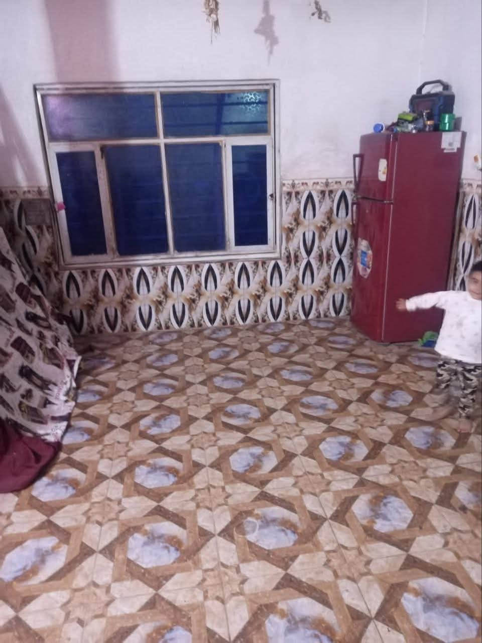 للبيع بيت كربلاء
طابو صرف  مساحه ٢٠٠ على شارع تجاري يربط بين حي العامل وحي الغدير 
طابقين الطابق الثاني بيت معزول غرفتين نوم وصاله واستقبال وصحيات ومطبخ

مكانه راقي
#سعره ٣٥٠ مليون

للاستفسار اكثر يرجى المراسله واتساب ***********
