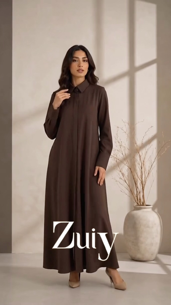 ⁨	هذا الموديل عنوانه البساطة اللي تبين فخامة من أول نظرة 🤎
والسعر ممتاز 
فستان ZUIY بقصّة كلوش
ويا ياخة قميص مرتبة وأزرار مخفية 
حتى يبقى اللوك نظيف وراقي 🤍

متوفر بـ 4 ألوان
🤍 أبيض
🖤 أسود
🤎 بني
🤎 بستاشيو
🧡زيتي

القياسات متوفرة من 40 إلى 54 حتى كل وحدة تلگى القياس المناسب إلها 
الطول ثابت 145 سم.

Code: I-408

📍 متوفر بفروع ZUIY – بغداد والسماوة
📍 السماوة: الغربي، جانب الإطفاء
📞 : ***********
🚚 توصيل متوفر لجميع محافظات العراق

للطلب دزولنا صورة الموديل + اللون + القياس على الخاص 💌

#ZUIY #زوي #ZuiyByZahraa⁩

نص مكتوب في الصور:
- Zuiy