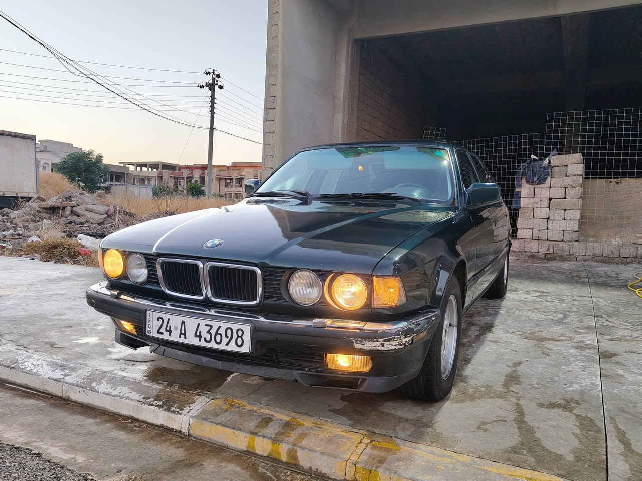 السلام وعليكم شباب بيئم دبليو للبيع 730i V6 عليها محرك و گير 35 مال گصه شرط محرك 6 فل 3500 لون زيتوني محرك گير شرط گير أوتوماتيك فتحه سقف طگتين موديل 1994 سياره حلوه ونضيفه مرتبه رقم دهوك جديد هزه جديده لي 2027 سنويه جديده لي 2031 كابون بانزين تحويل وكاله شرط شرعي موجود مكان سياره دهوك دوميز فايده سعر 58 وبيها مجال سياره حيل حيل حلوه كلشي شرط بيها فولل مصبوغة للجمالية بعد مامبولشه صبغ بدون معجون بدون دعم تبريد ثلج عل سويج تفدئة نار تخم خلفي كله جديد تخم امامي كله جديد تخم تواير جدد كشنات كهرب جلد سكريتر كهربائي تحديد سرعة شغال برغي نقص مابيها ترايك وين ماتريد للتواصل مع صاحب السياره رقم الهاتف *********** كورك زين *********** فول مفول انطيك كلشي شرط 🇩🇪🔥
