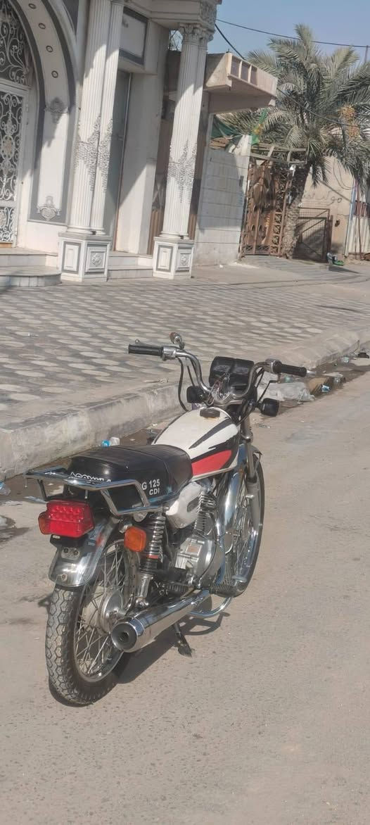 سلام عليكم بسبب الوعود الكاذبه اعيد النشر

دراجه ٤ كير موديل26 السعر ٥٢٥ وبيها مجال بسيط رجاىأ المايشتري لايتعبني ولايدخل يعامل وينطي موعد
***********
