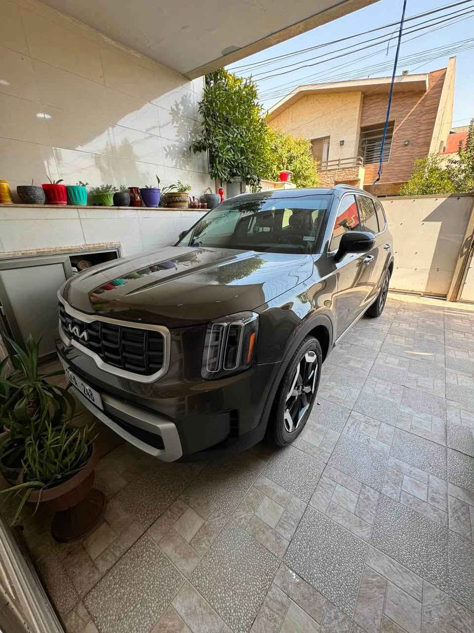 كيا تيلورايد
🔴موديل 2023 
🔴رقم نينوى 
🔴سياره جديده جداً
🔴محرك 6 سلندر 3800 بنزين عادي 
🔴فول مواصفات كشنات Vip
🔴 كشنات هيتر فتحه سقف 
🔴 ضرر جاملغ الخلفي مصلح درجه اولى 
🔴 ماشيه 40 الف بالعراق 
🔴 تفاصيل اكثر ***********
🔴.     السعر مناسب 
🔴 مكانه موصل
