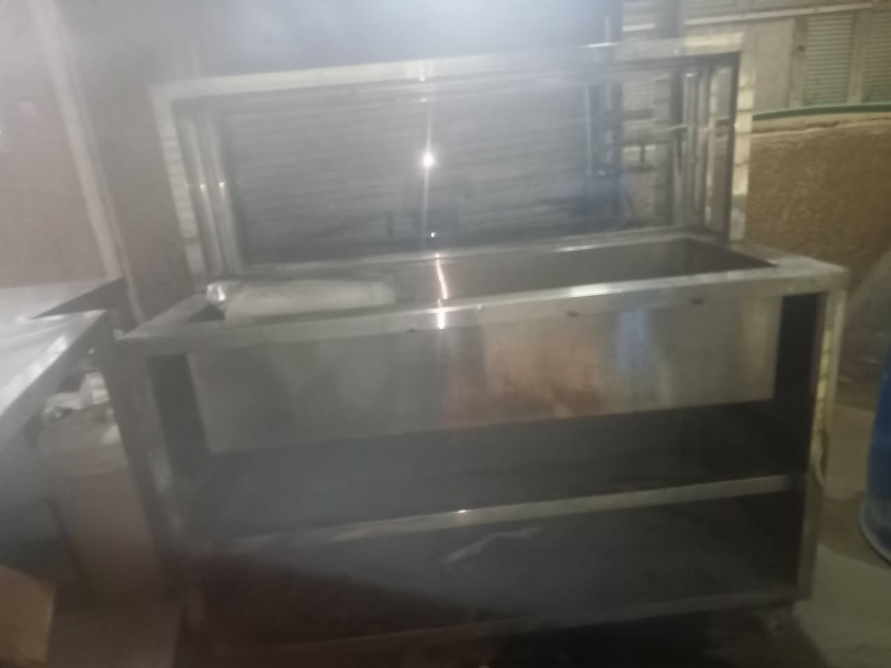 مطعم دجاج • مستعمل • بغداد العبيدي