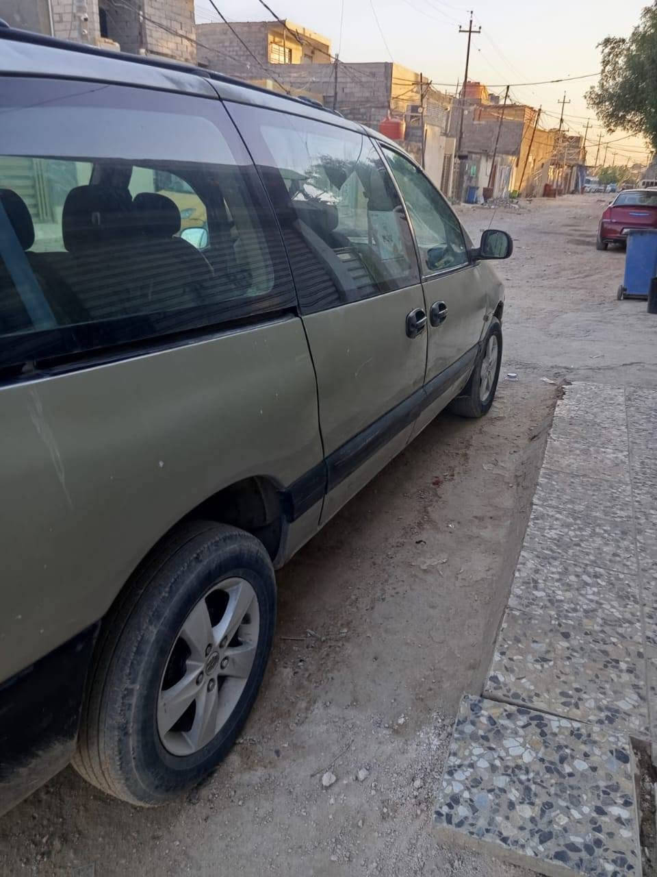 سلام عليكم
سيارة دوج موديل 97 مكينة وكير مكفولات رقم ديالئ نكليزي مكاني بغداد سعر 30 لللأتصال ***********
