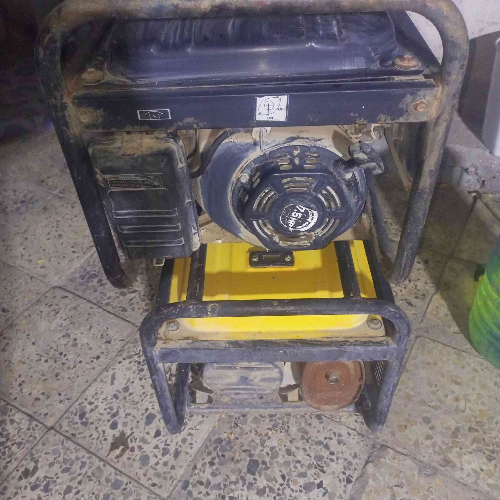 السلام عليكم مولدات عدد3 إستخدام قليل السعر لمولد 160
 واذا شلع بيهن مجال. مع موطور مبرده عدد2 سعر الواحد30
. ورفوف محل دكسن .عدد 3
 سعرهن75....... التواصل على  الرقم فقط   ‏‪***********‬‏
‏‪***********‬‏
