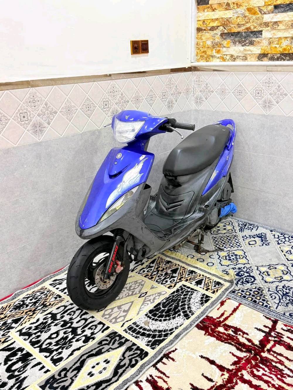 السلام عليكم للبيع فقط
ماكس عدله 

بوشه ٤٩ بلاد 

مكينه جديده وما مفتوحه 

كهربائيات كلها شغاله 

كفرات ومكينه كلها ختم واحد 

الدراجه نشطه 

شلعه ومعدل 

سوادات ملحه مثل ما مبين بل صوره

العنوان بابل كفل 

***********  /