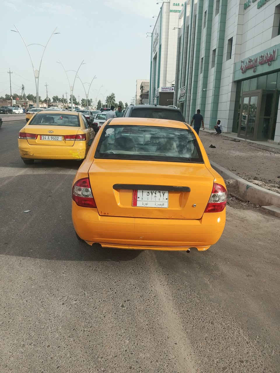 سلام عليكم سيارة طيبة للبيع مديل 2015 سنوية تنتهي ب2029 مصفرة هئية وغرمات مكينه كير حلوات تخم تاير وانه سيارة مسويلها ادامة سيارة مصبوغة عام جمالية تبريدها حلو  وسيارة بيها طخة بالباب الخلفي سعرها 30 للتواصل ***********
