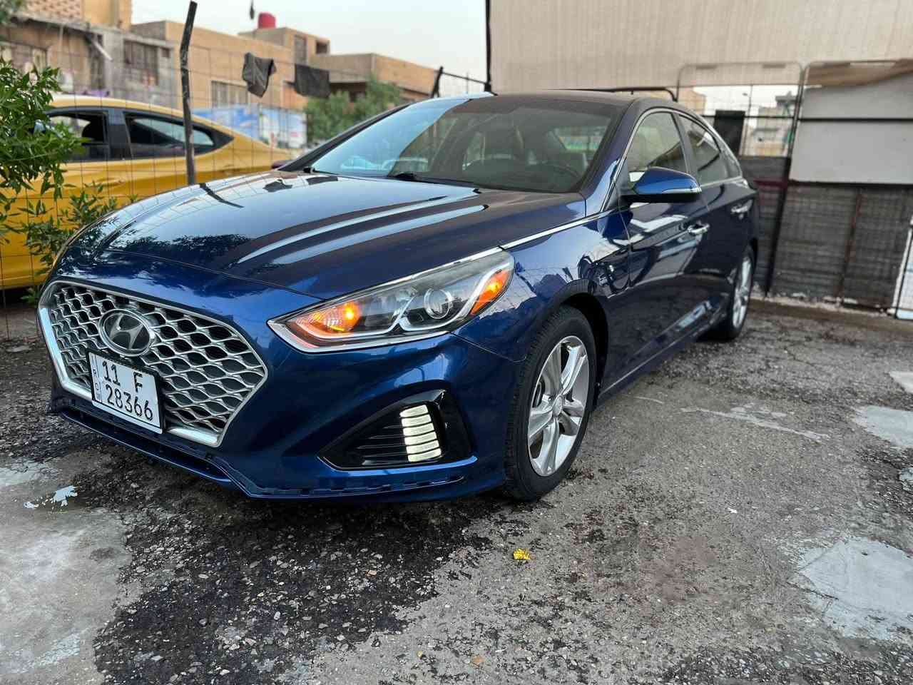 السلام عليكم 
سوناتا 2019
مكينه 2400
رقم بغداد الدولي 
فووول موصفات 
بصمه 
شاشه ابل كار بلي 
كشن كهرباء 
كشنات تدفئه
كأمره دواره 
جنطه كهرباء 
رادار 
نقطه عمياء 
أشاير بل مري 
شاحن واير ليس 
فول تحكمات استيرن 
قطعتين تبريد 
وبعد بيه هواي موصفات 
حادثه/ ربع البنيد مصبوغ  
مكان السياره / بغداد 
رقم الهاتف /***********
السعر / 128 و بيها مجال بسيط
