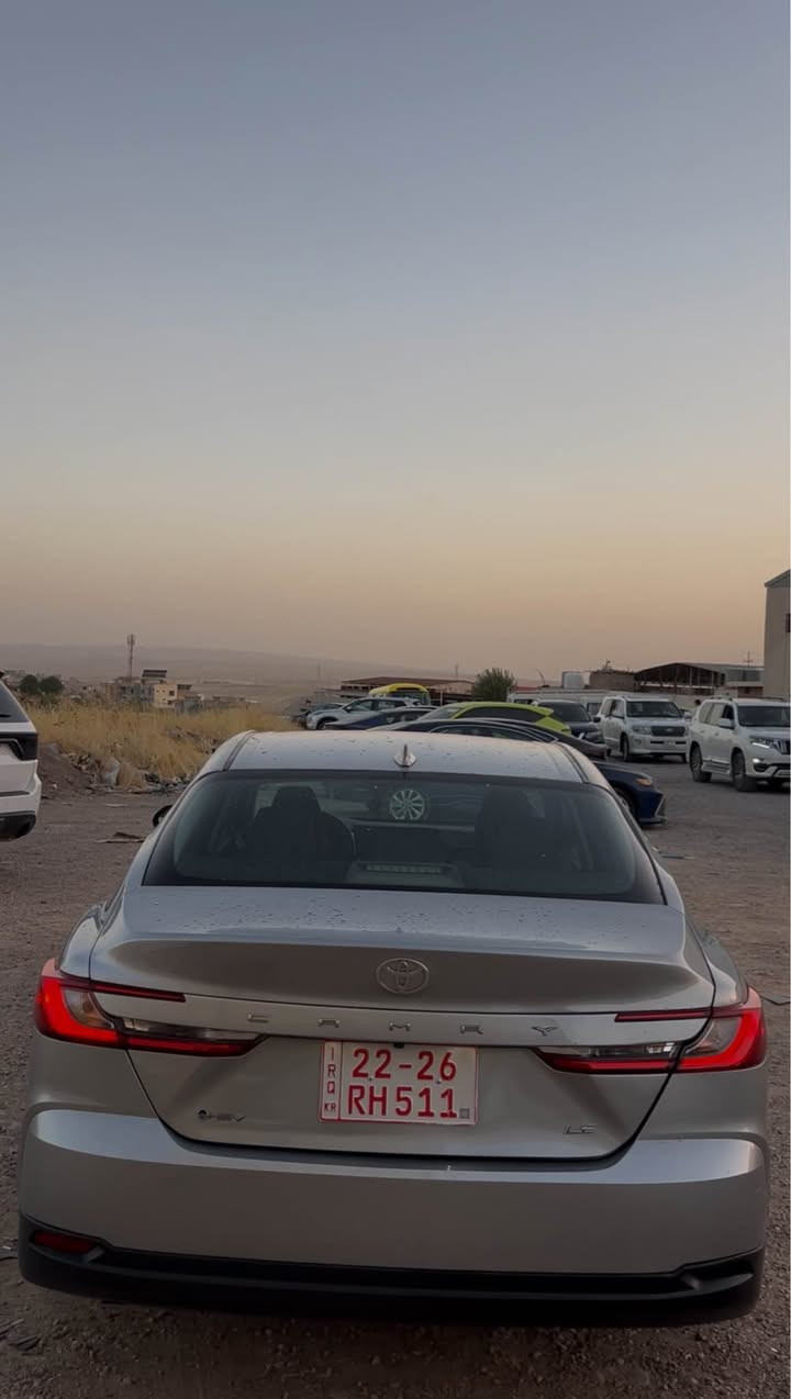 TOYOTA CAMRY 2025 LE HEV 
تيوتا كامري ٢٠٢٥ ل ي هايبرد 
سعر بلاش 180$ ورقه و بها مجال قليل 
مواصفات  LE HEV 
بصمه 
شاشه كبير 
رادار 
موايه اشره 
بريك بصمه 
ويل كب كروم 
لايد LED زينو 
نضام قياده 
تحكم ستيرن 
تحديد سرعه 
و بعد مواصفات هوايه 
ضرر: جملغ كلير امريكي و بابين و جملغ خلفي و قباغ جنطه صبغ بدون دواخل بدون ارباك بجم كبص سياره رقم كاتي شرط ترقم شمالي يوجد معقب ارخص سعر 
مكان سياره عقره 
رقم موبايل ☎️*********** 
واتساب ⬅️ *********** اكر, نينوى
