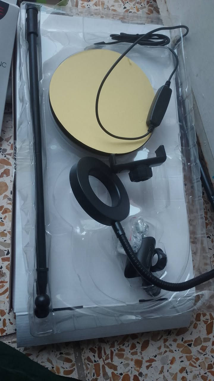 ئضائة وستاند للبيع ب20الف
