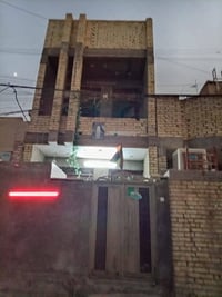 بيت مساحه 72 في مدينه الصدر قطاع 49 مجاور الجامع مقابيل حديقه  يمكك مد...