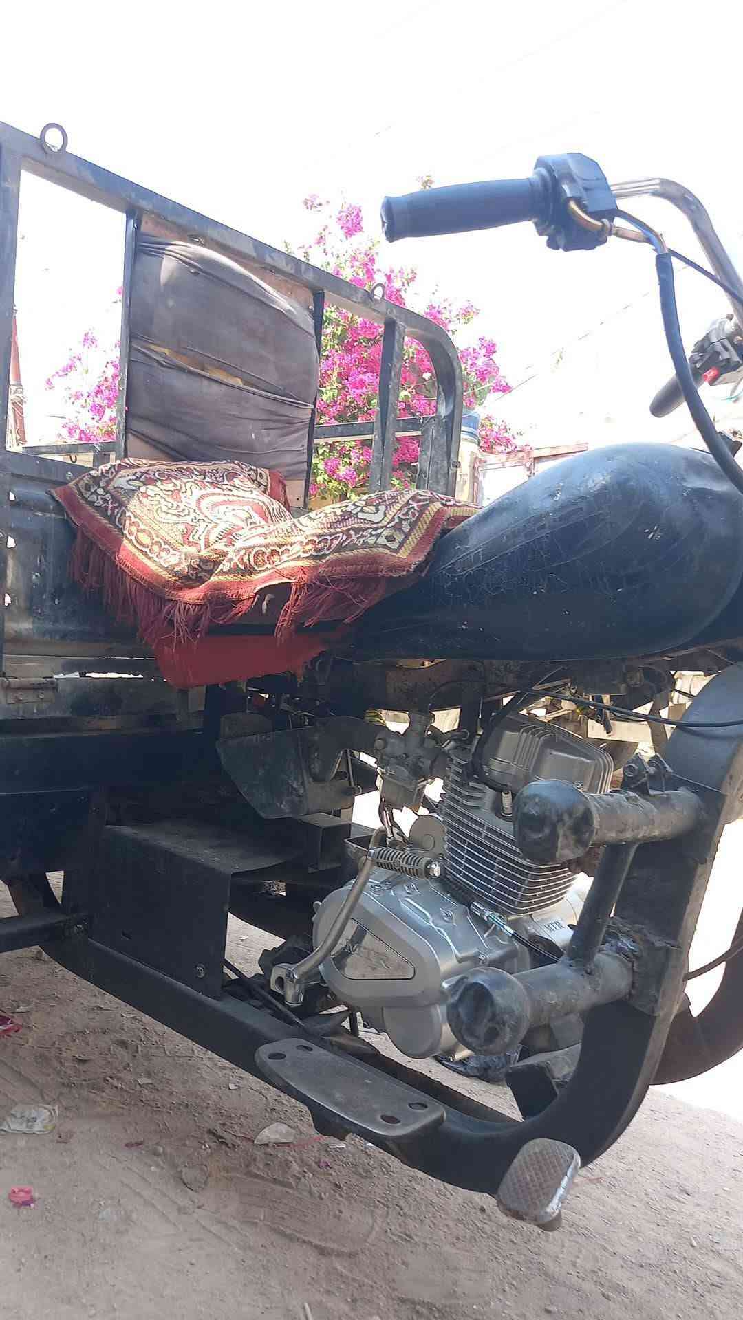 سلام عليكم ستوته للبيع كلك  لسعر ب70 وبيه مجال قليل مكينه 26 مكاني نجف حي لرحمه وهاذه رقمي ***********
