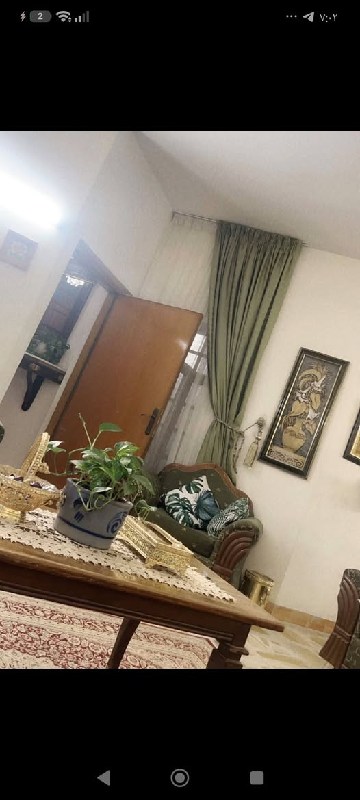 تختم مع ستائر للبيع، السعر
250 الف مع أو بدون الستائر
الموقع بغداد للاستفسار الاتصال على
هذا الرقم +964 771 422 0928
التفاصيل: ٢٠ قنفات و خمس كراسي
يكفي ١١ شخص صناعة عراقية نظيف
مابي اي اضرار.
