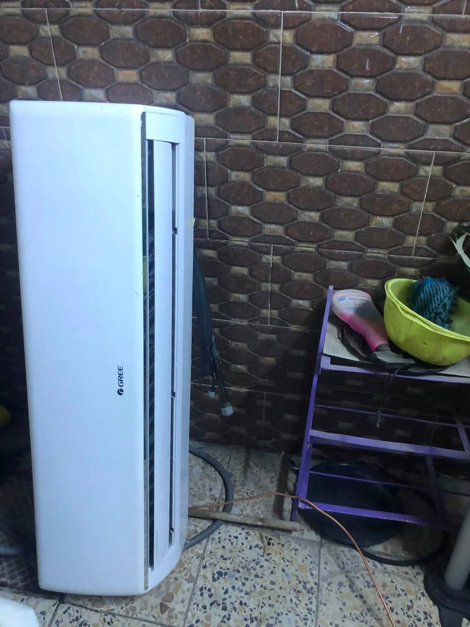 البيع كري 2 طن انفيتر الدخليه ملحومه فقط سعره 300 مكاني بغداد الجديدة شارع المسبح ***********
