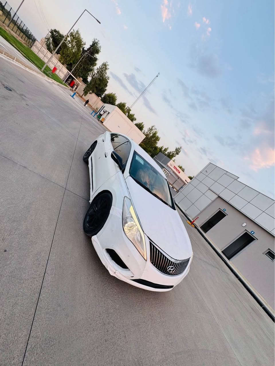 Honda Azira 
بێ رەقەم دوبەی بدون رقم دبی
مۆدیل ٢٠١٣
ساغ ساغ بێ موس بێ براوە 
دەبڵ گێر تۆماتیک عادی سپۆرت 
تەبرید سارد گەرم 
ناو خەنەی کوشن نیو جلد 
٣ پەردە بیلاد 
ڤۆلیۆم تحدید سرعە سیستم سیری 
سەیارەیەکی پاک و جوانە وەک بۆیاخ بۆیاخ عامە مەعجونی هەیە بەس موس و براوە بەشەرت 
گێر و مەکینە و کارەبایەتی هەموی مەزبوتە 
نرخی ٤٧ وەرەقەیە و کەمێک مامەڵەی تێدایە گۆرینەوەش دەکەم بە شتێک بە دڵم بێ 
ناونیشان هەولێر 
ژم*********** أربيل, العراق
