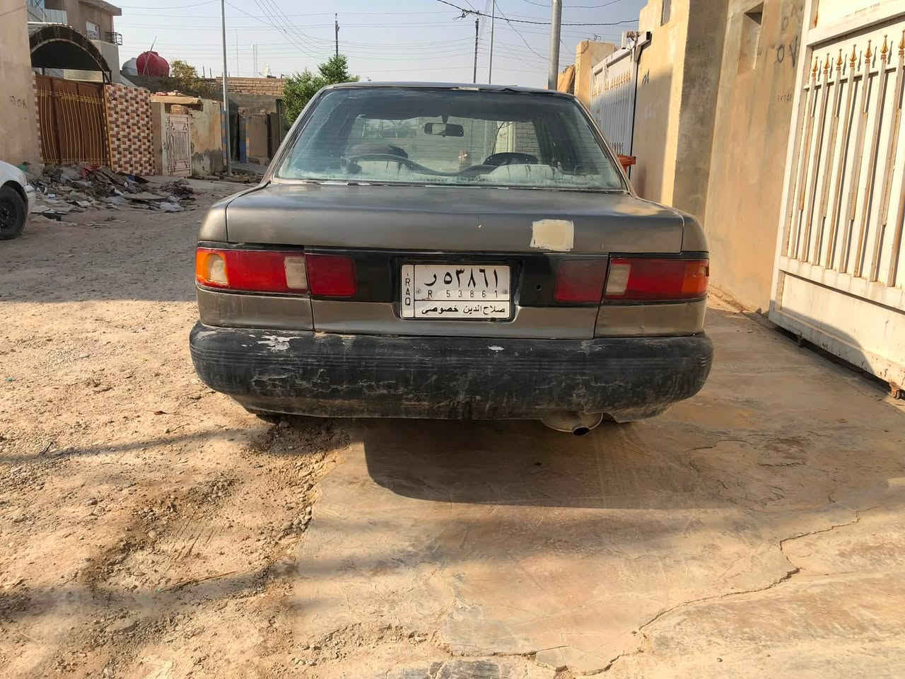 السلام عليكم اخوان نيسان سني موديل ١٩٩٢ السياره معمره تعمير جديد المحرك مالته جديد صار فتره شديته السياره بيه نواقص بسيطه تنزل من سعرهه وعليه غرامه ١٠٠ الف هم تنزل من سعرهه ٢٤ ورقه سنويه ساقطه للأستفسار ***********
