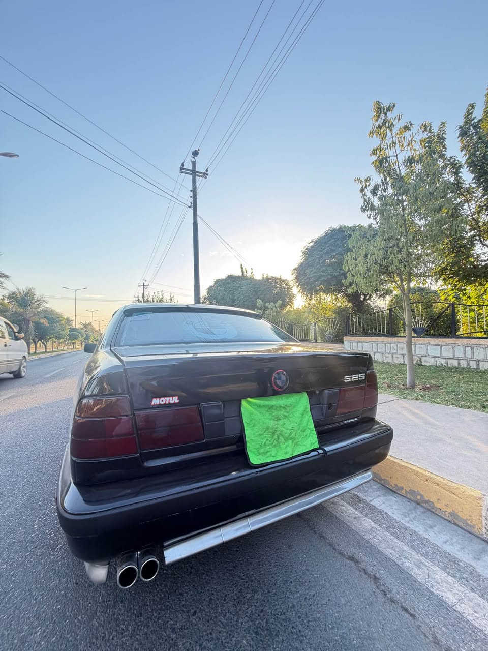 ‎بەناوی خودای گەورەو میهرەبان 
bmw 1992 | 525i کەپس دیجتاڵ
‎گێر مەکینە بەشەرت لۆک ئەگەر یەکتۆز هەڵم و  بوخاریشی هەبوو مەیبە - 
‎سەیارەکە نمونەیە لە جوانی ماشاءأللە موس و
‎بڕاوە و پشت و پێش کەپس تەنها کورە کراوە بۆ جوانی - گێڕ عای سڵاید گێچ عەڵقە و 300 ناو غورفە کارەبایاتی و دەرەوەی بەشەرت تەبرید سارد و گەرم ناو غورفەی زۆر جوانە سەیارەکە بێ مەسرەفە تایەکانی ئیمڕۆ بۆم بەستاوە لەگەڵ پاتری 110ئەمپێر - تاخم نۆزڵ تازە سێرڤسی عامی بۆ کراوە لە پێش تا پشت سەر وەلفەکانی ناو مەکینەی پاک کراوەتەوە سەیارەکە هی خۆمە هی مەعرەز نییە هەموو گیانی بەشەرتە 

‎ڕەقەم دهۆک 4 وەرەقە غرامەی لەسەرە پاش مەعمەلە ئەیگێڕیتەوە بە نسبەت سعریشی 50 وەرەقەو مەجالێکی برایانە تکایە موشتەری نیت سەری من و خۆتیش مەیەشێنە 
‎*********** رقم
‎*********** واتساپ أربيل, العراق
